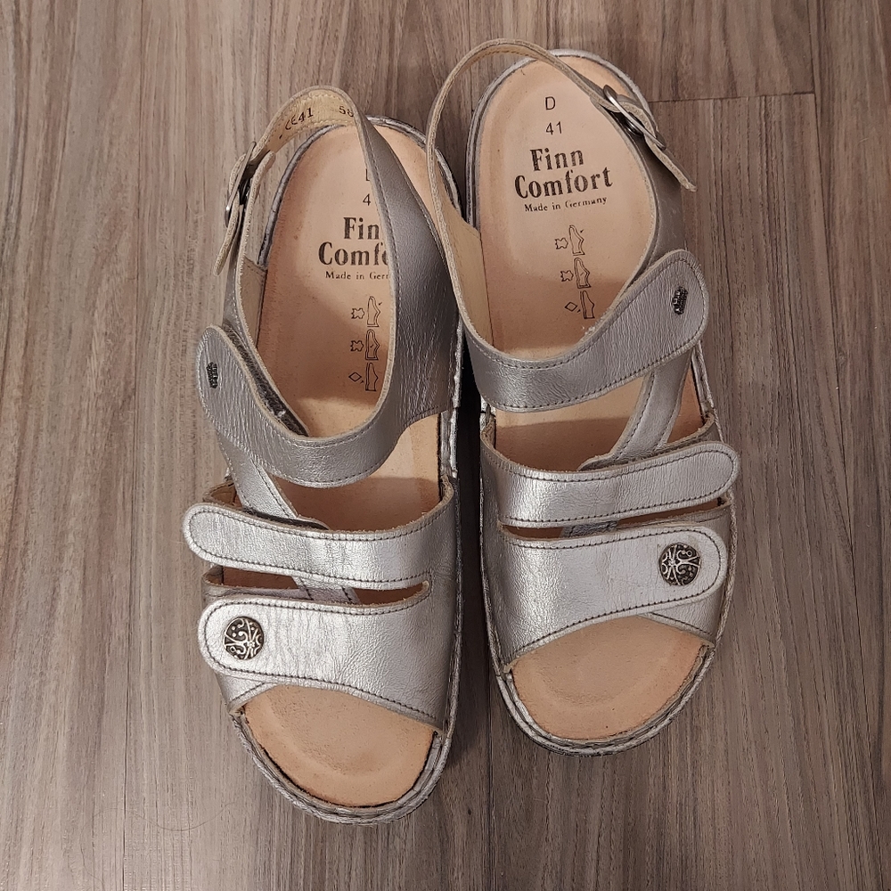 Finn Comfort sandals